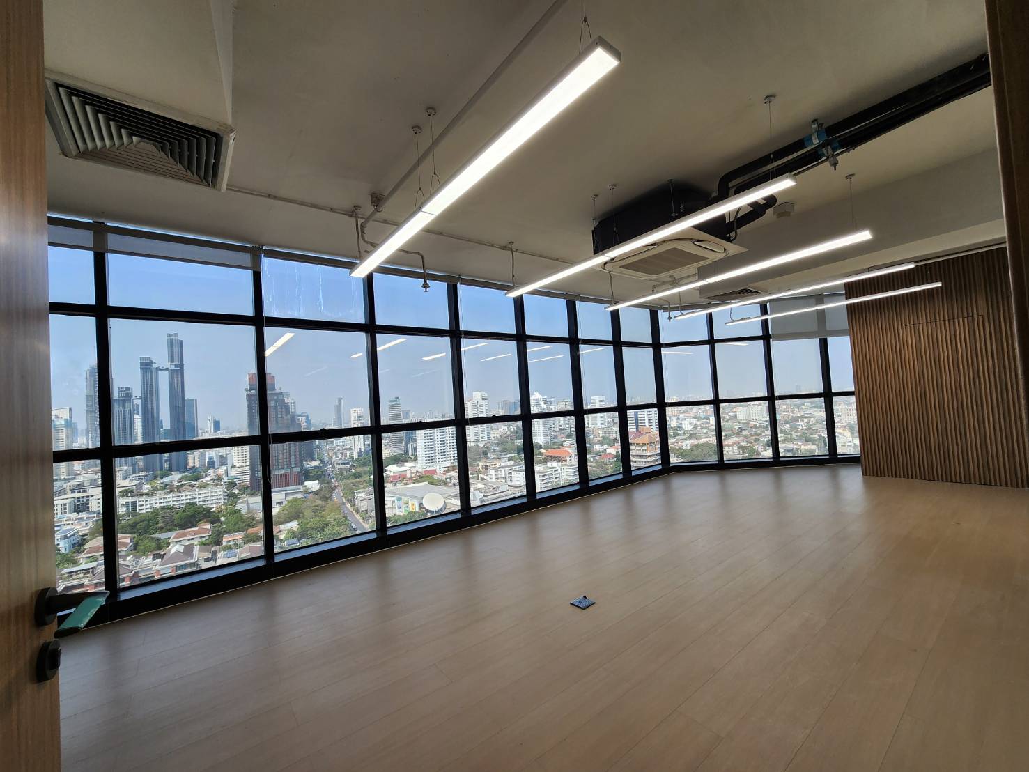 Office For Rent for rent in Sukhumvit