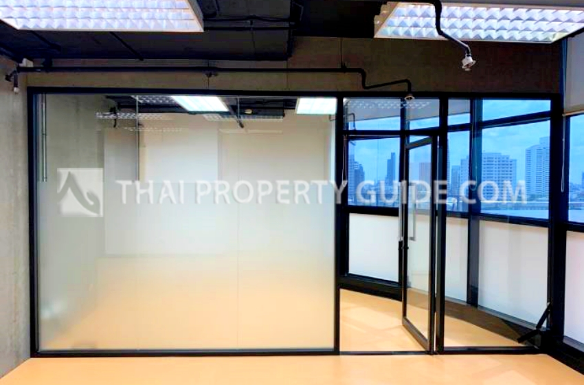 Office For Rent in Sukhumvit 