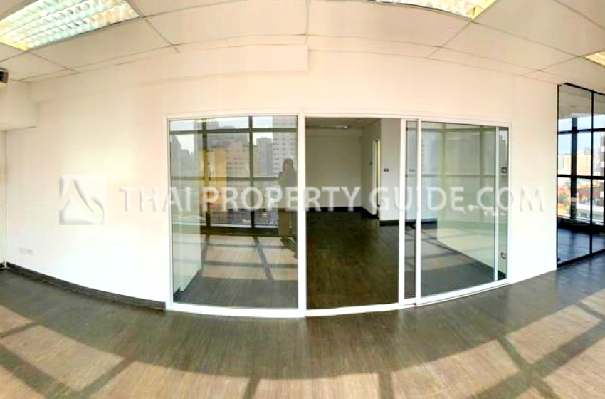 Office For Rent in Sukhumvit 