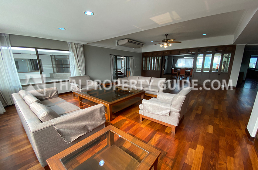 Penthouse in Phaholyothin