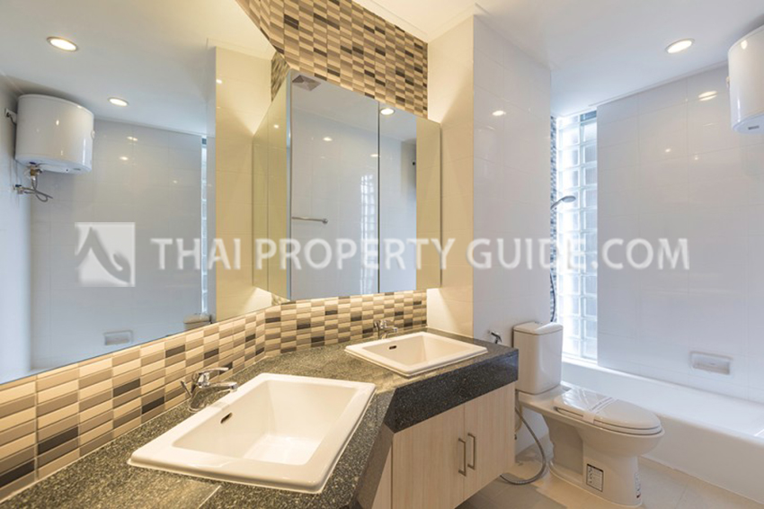 Penthouse in Ploenchit 