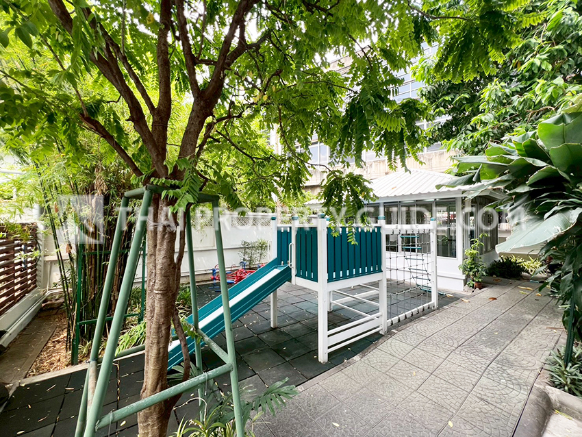 Penthouse in Ploenchit 