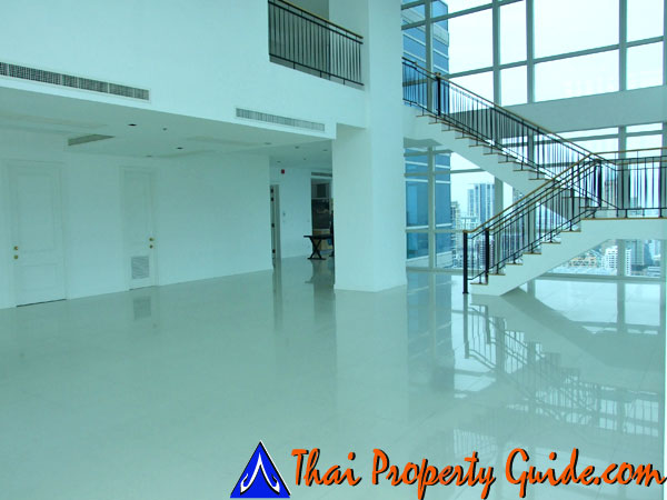 Penthouse in Ploenchit : Athenee Residence 