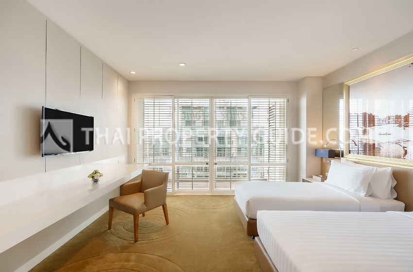 Penthouse in Ploenchit 