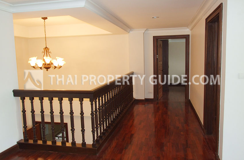 Penthouse in Ploenchit 