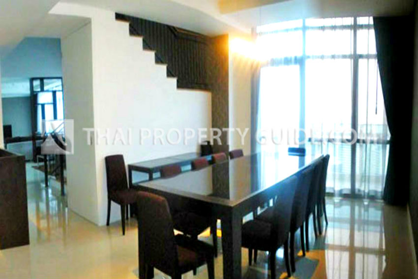 Penthouse in Ploenchit : Athenee Residence 