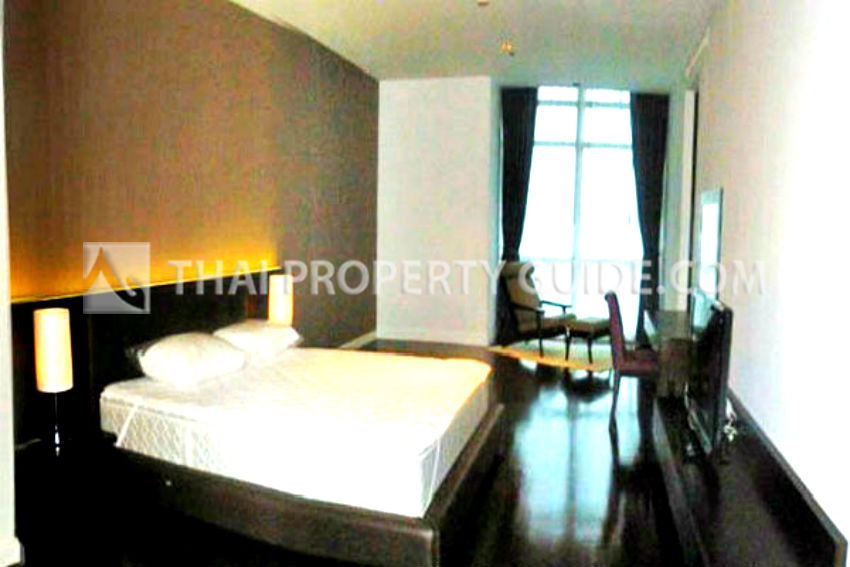 Penthouse in Ploenchit : Athenee Residence 