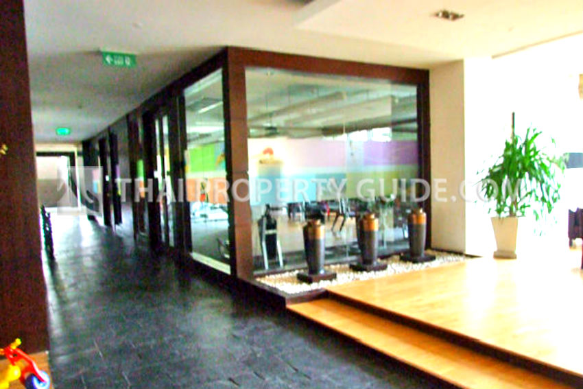 Penthouse in Ploenchit : Athenee Residence 