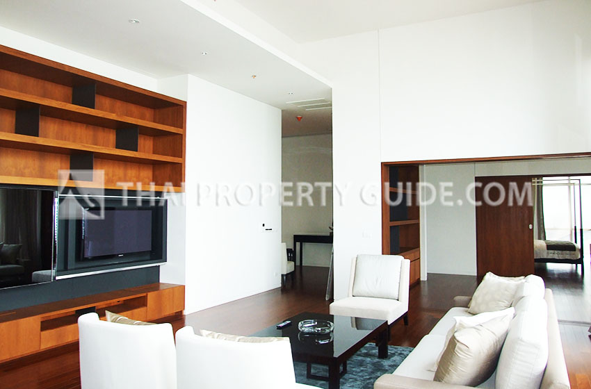 Penthouse in Ploenchit : Hansar Rajdamri 
