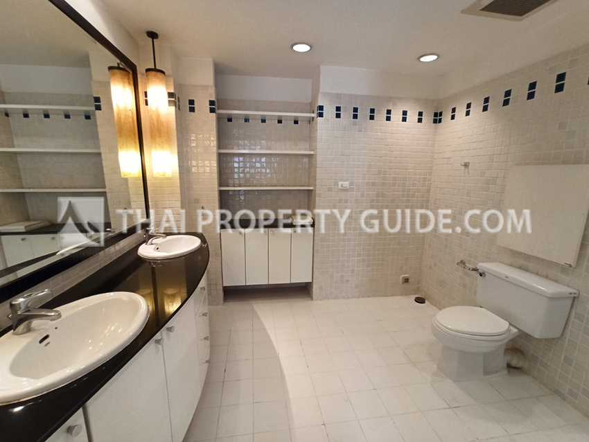 Penthouse in Ploenchit 