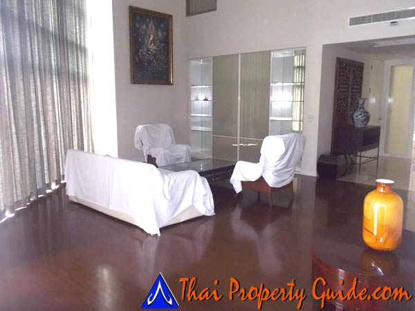 Penthouse for rent in Sathorn
