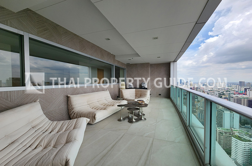 House with Shared Pool for rent in Bangnatrad