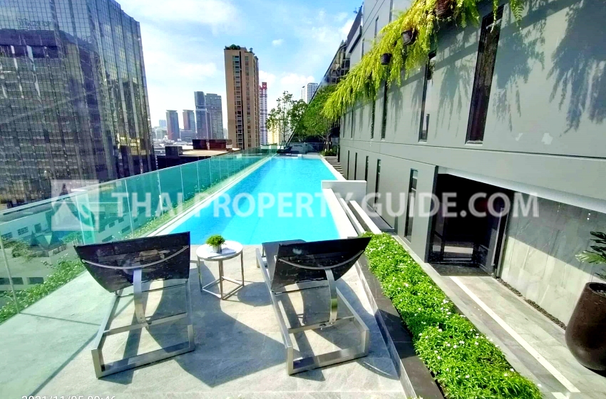 Service Apartment in New Petchburi 