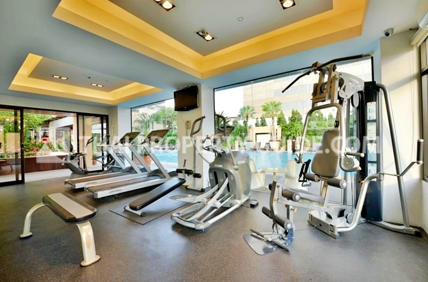 Service Apartment in Phaholyothin 