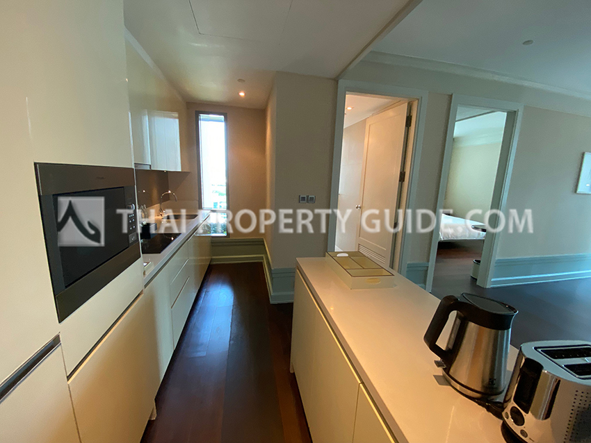 Service Apartment in Ploenchit 