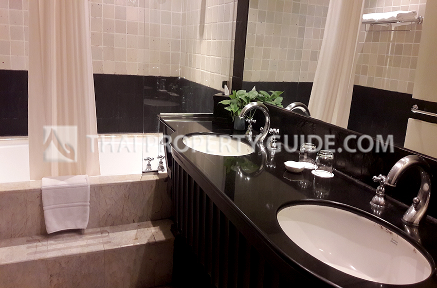 Service Apartment in Ploenchit 