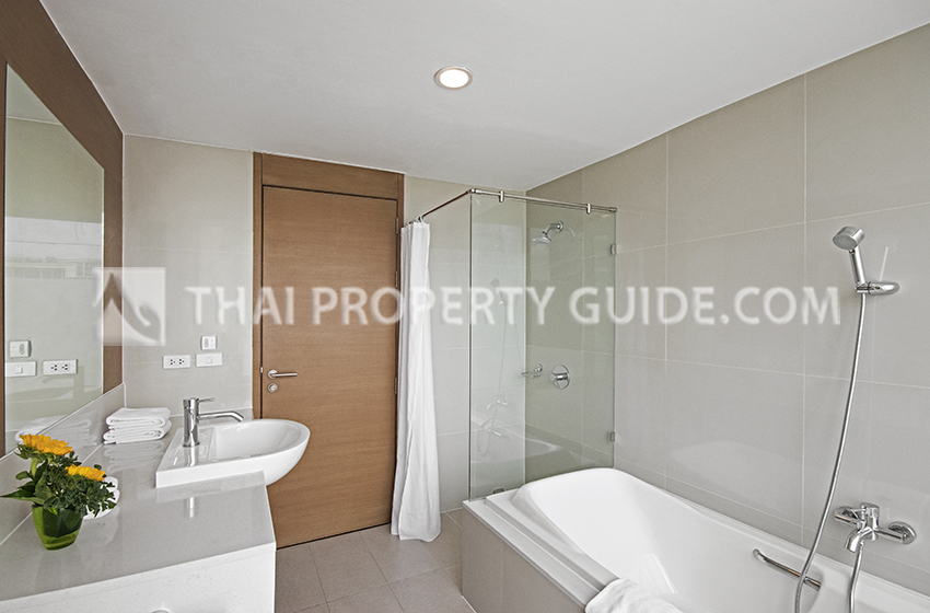 Service Apartment in Ploenchit 