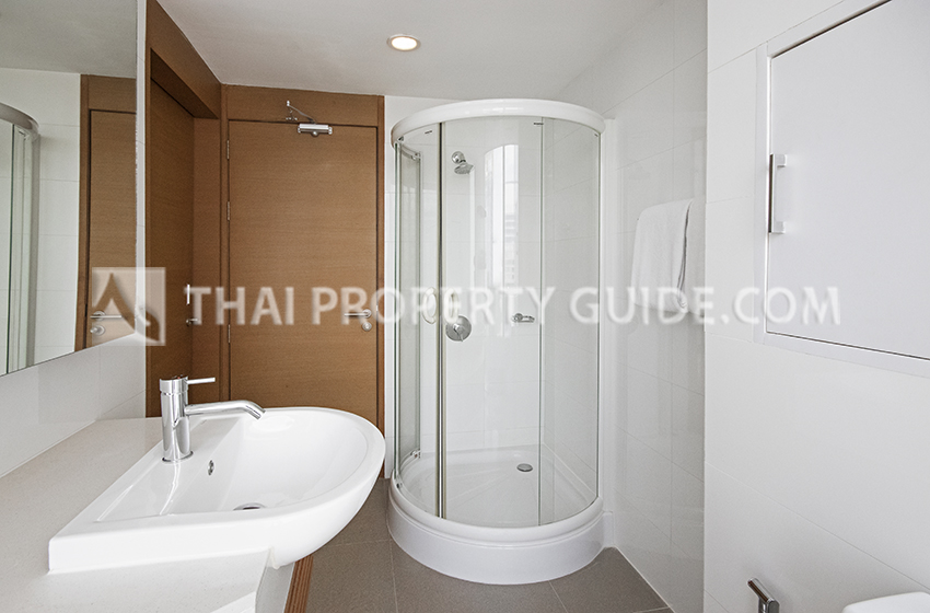 Service Apartment in Ploenchit 