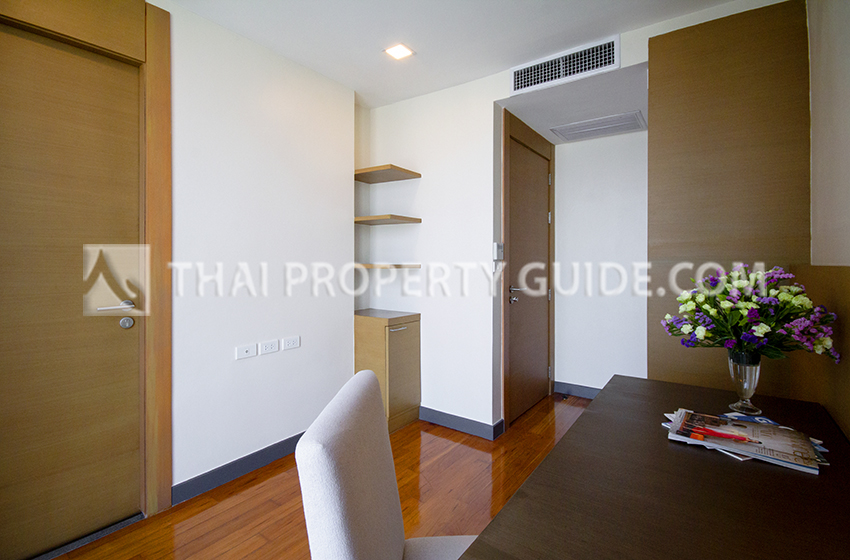 Service Apartment in Ploenchit 