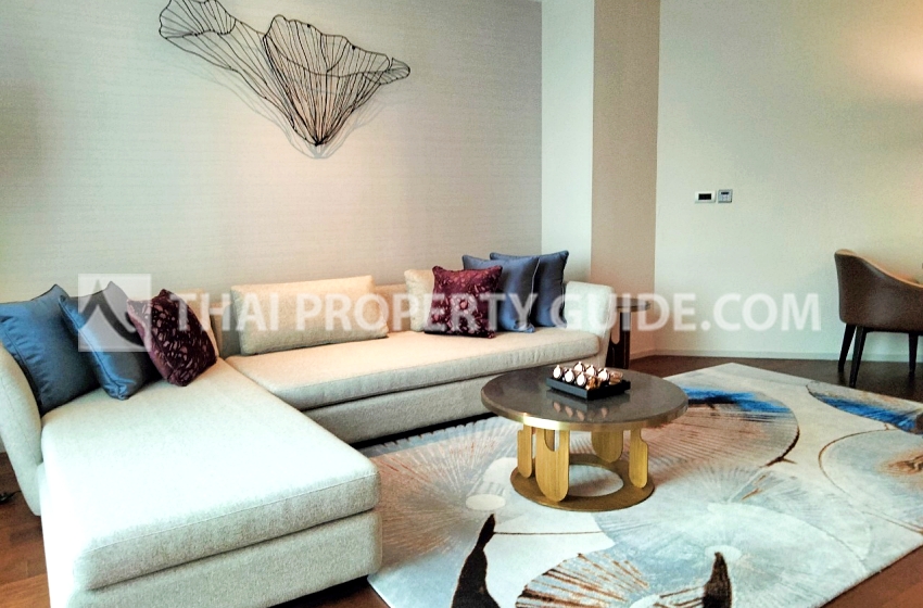 Service Apartment in Ploenchit
