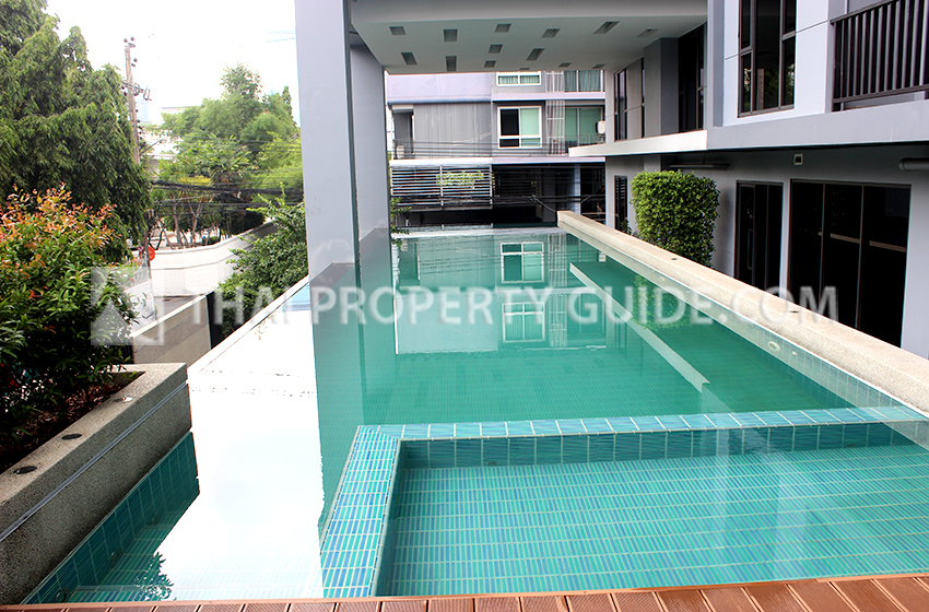 Service Apartment in Sukhumvit 
