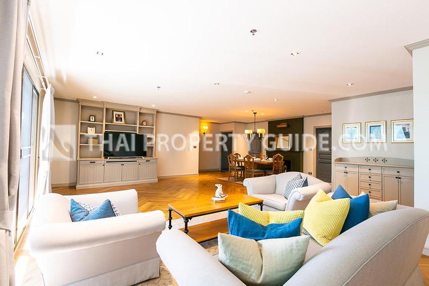 Service Apartment in Sukhumvit