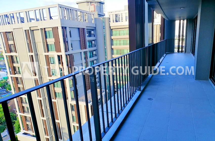 Service Apartment in Sukhumvit 
