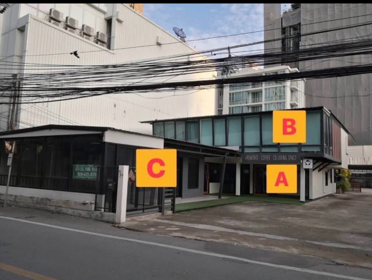 Shophouse in Sukhumvit