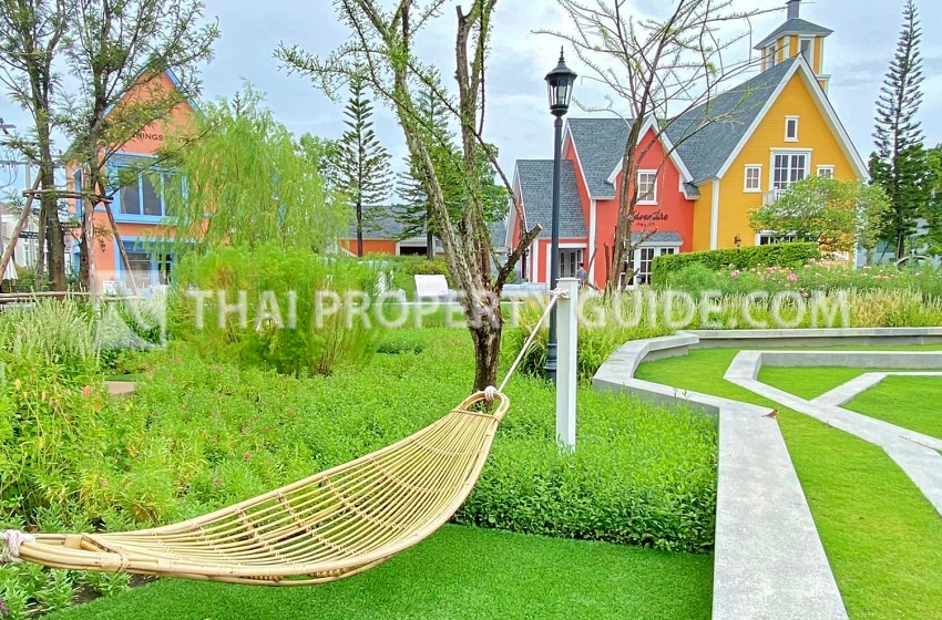 Townhouse in Bangnatrad 