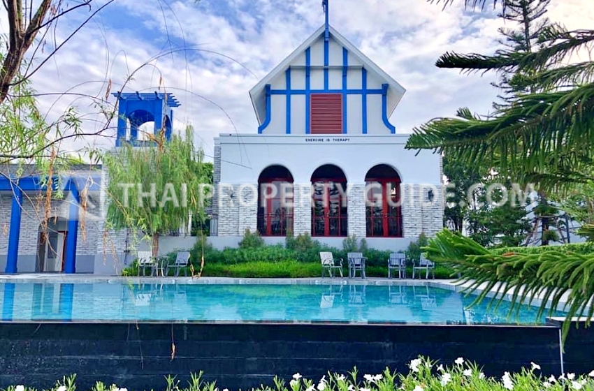 Townhouse in Bangnatrad 