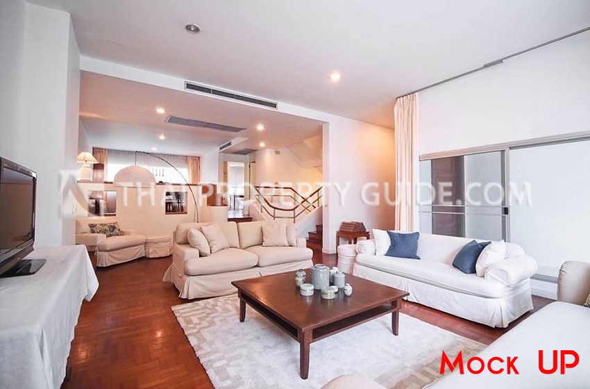 Townhouse for rent in Chaengwattana (near Nichada Thani)