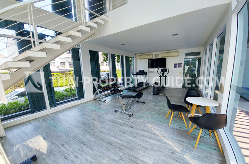 Townhouse in Lat Phrao 