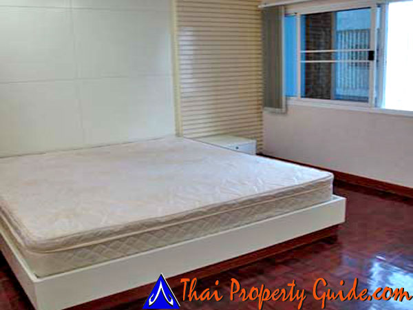 Townhouse in Ploenchit 