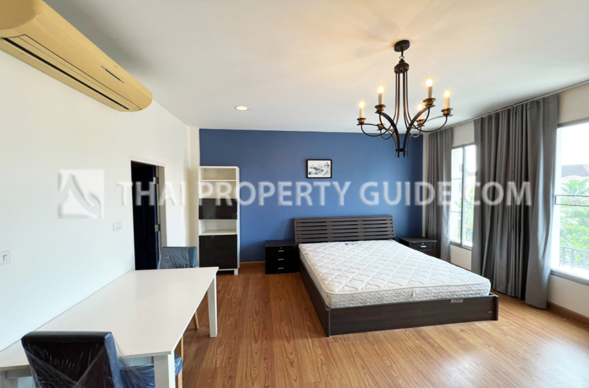 Townhouse in Rama​ 9​ -​ Ramintra 