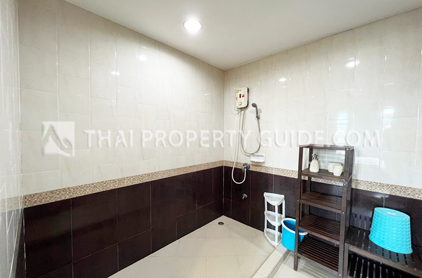 Townhouse in Rama​ 9​ -​ Ramintra 