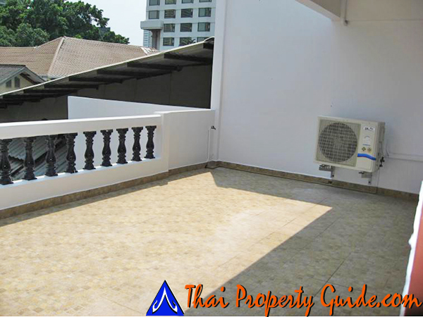 Townhouse in Sathorn 