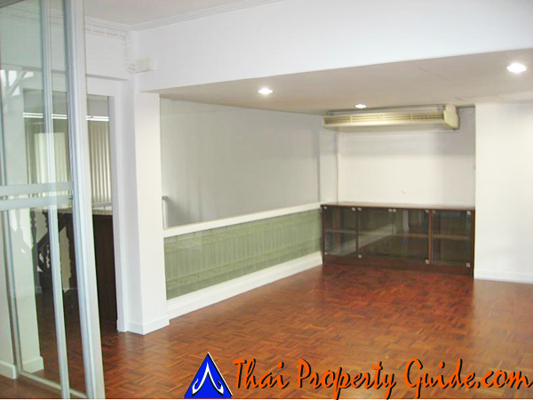 Townhouse in Sathorn 