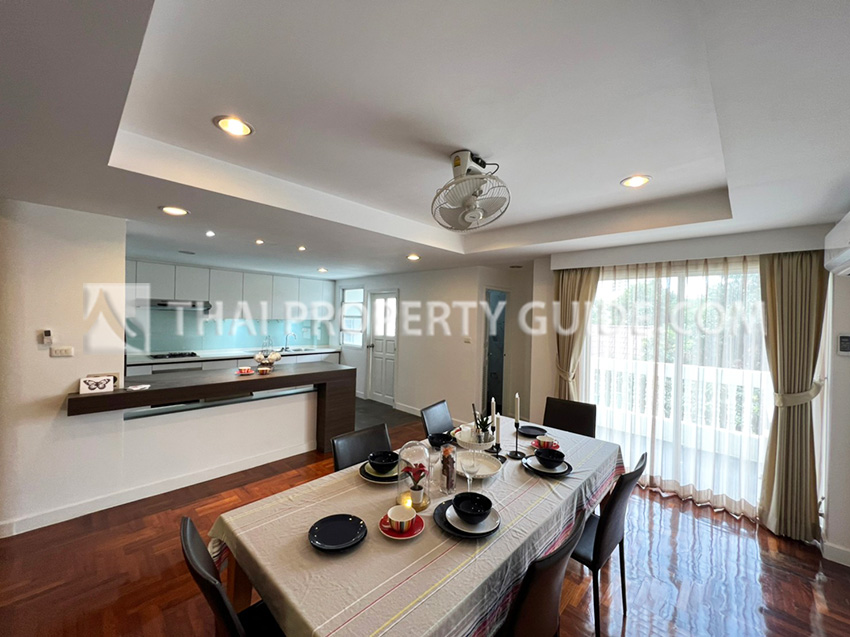Townhouse in Sathorn 