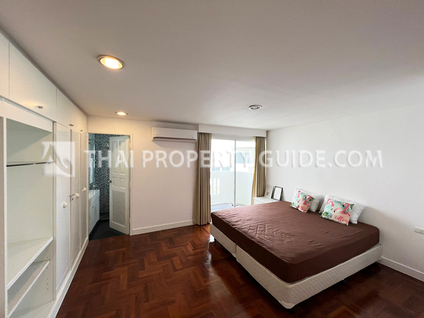 Townhouse in Sathorn 