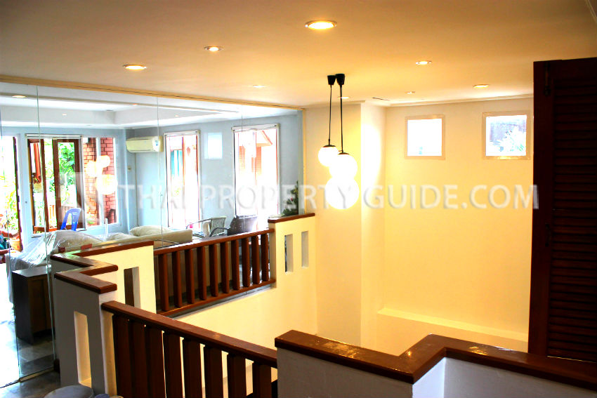 Townhouse in Sukhumvit 