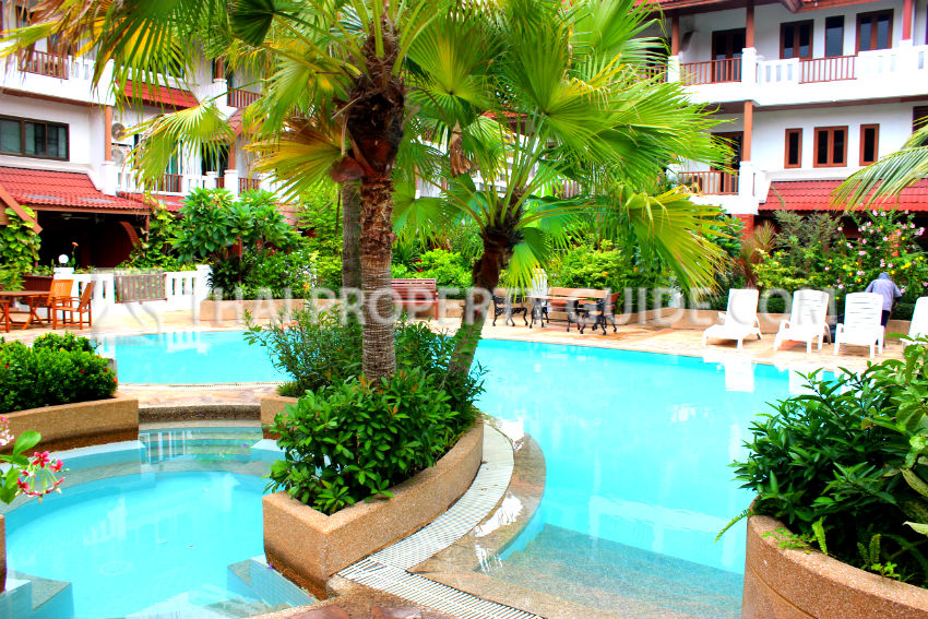 Townhouse in Sukhumvit 