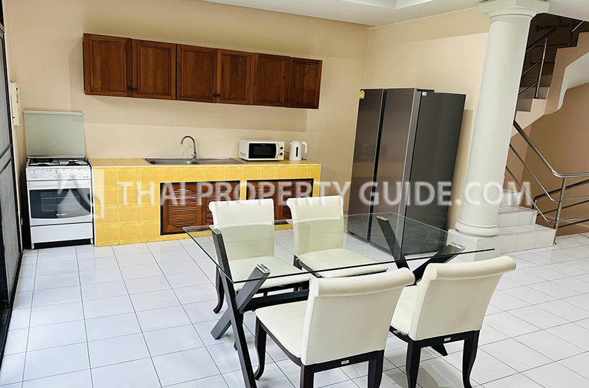 Townhouse in Sukhumvit 