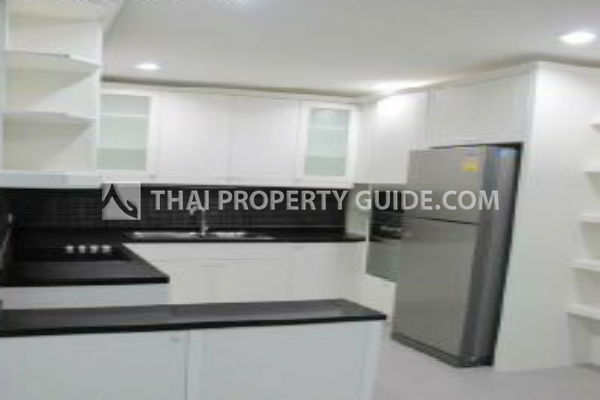 Townhouse in Sukhumvit 