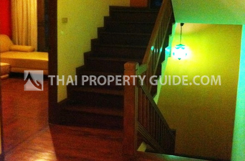 Townhouse in Sukhumvit 