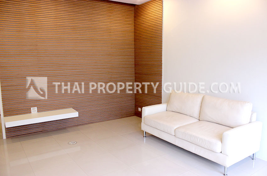 Townhouse in Sukhumvit 