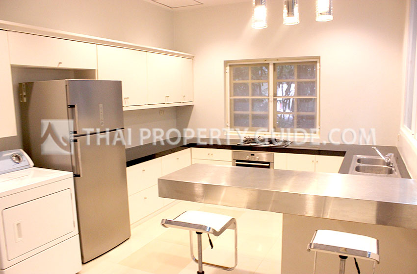 Townhouse in Sukhumvit 