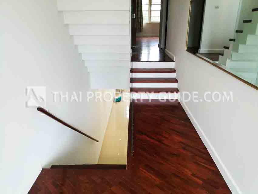 Townhouse in Sukhumvit 