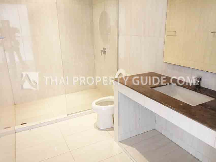 Townhouse in Sukhumvit 