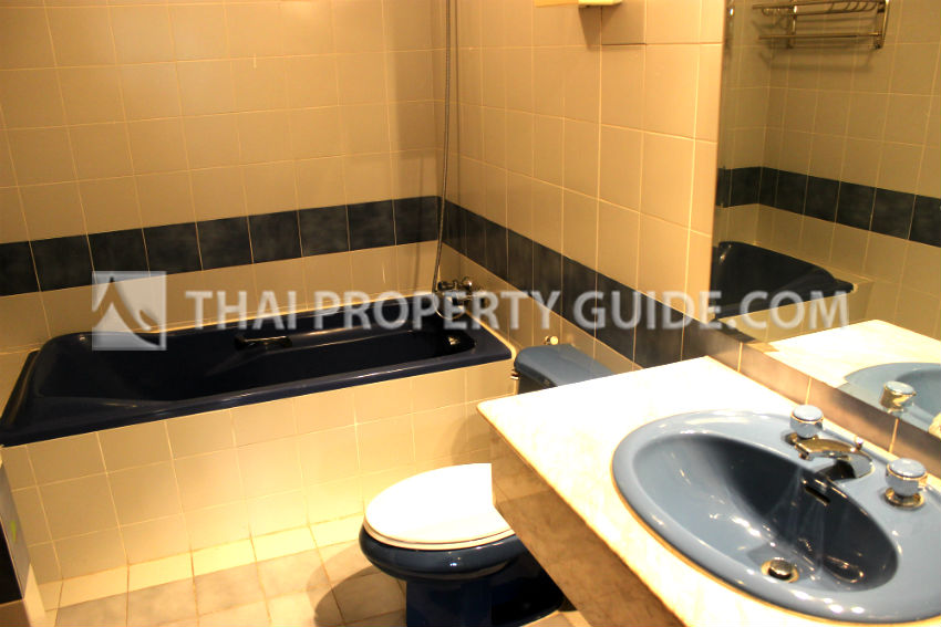 Townhouse in Sukhumvit 