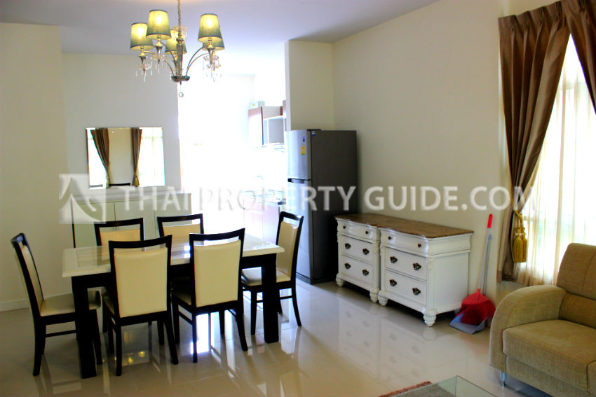 Townhouse in Sukhumvit 